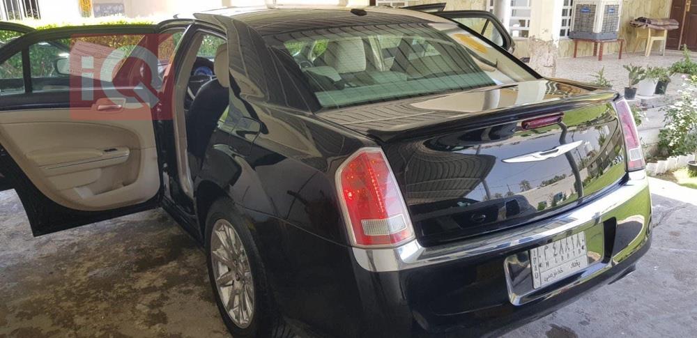 Chrysler 300